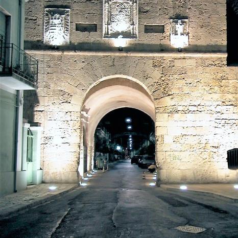Impianti di illuminazione esterna artistico-architettonica | Regione Puglia